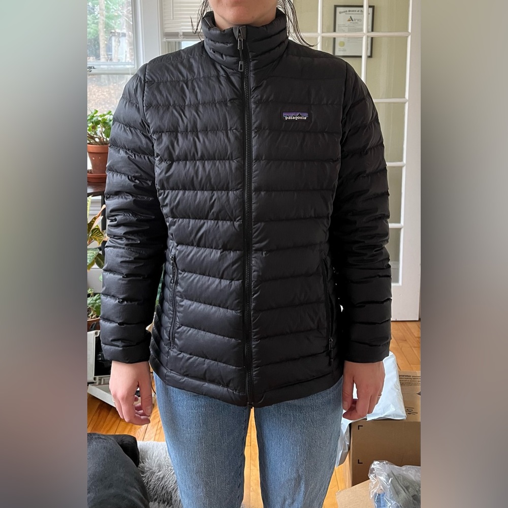 Women’s Patagonia down sweater jacket